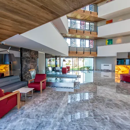 Q Aparthotel