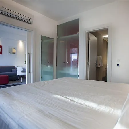 Q Aparthotel