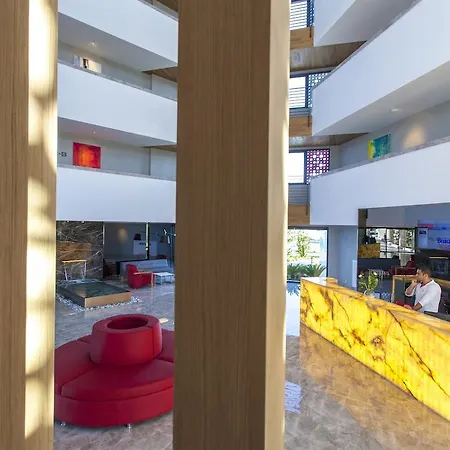 Q Aparthotel 5*
