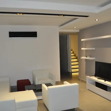 Q Aparthotel