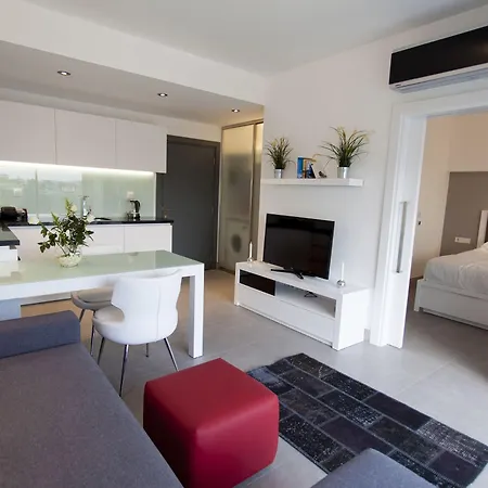 Q Spa 5* Side