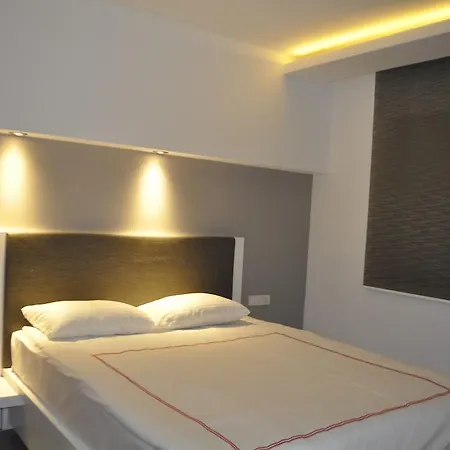 Q Spa 5* Side