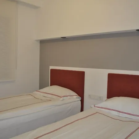 Q Spa 5* Side
