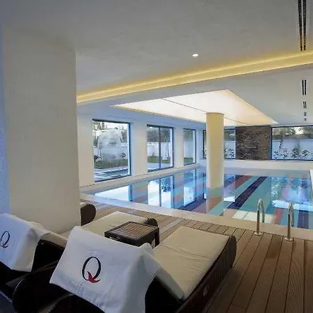 Appart hôtel Q 5*